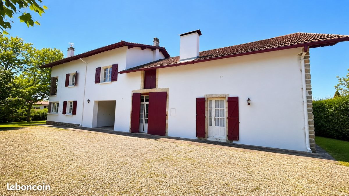Maison à vendre, 260m², Bassussarry