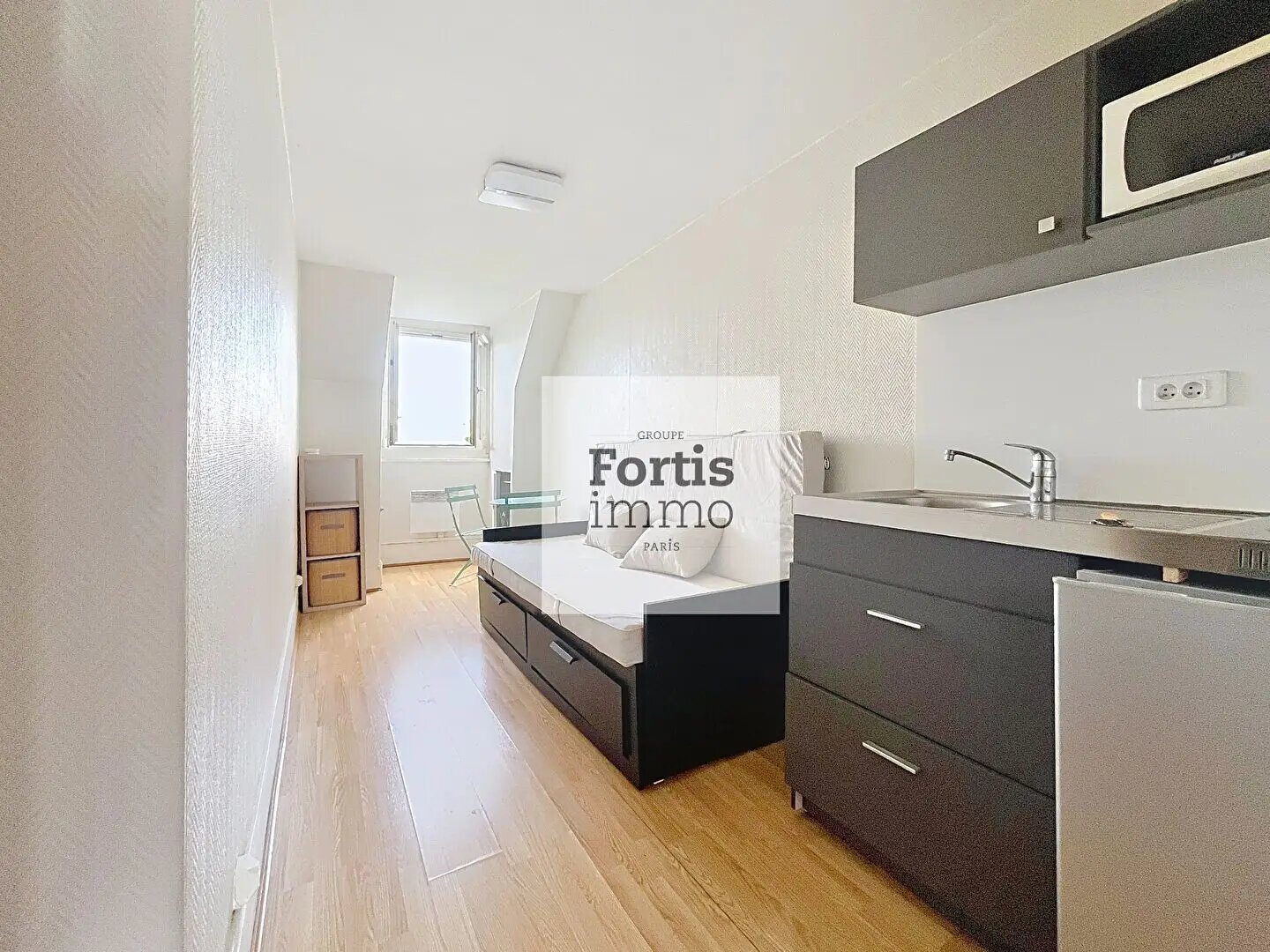 Appartement à louer, 12m², Paris 9ème