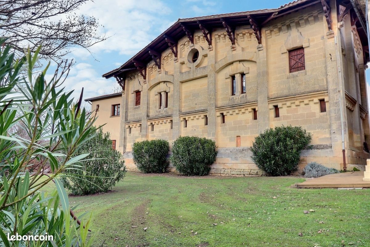 Maison à vendre, 334m², Tauriac