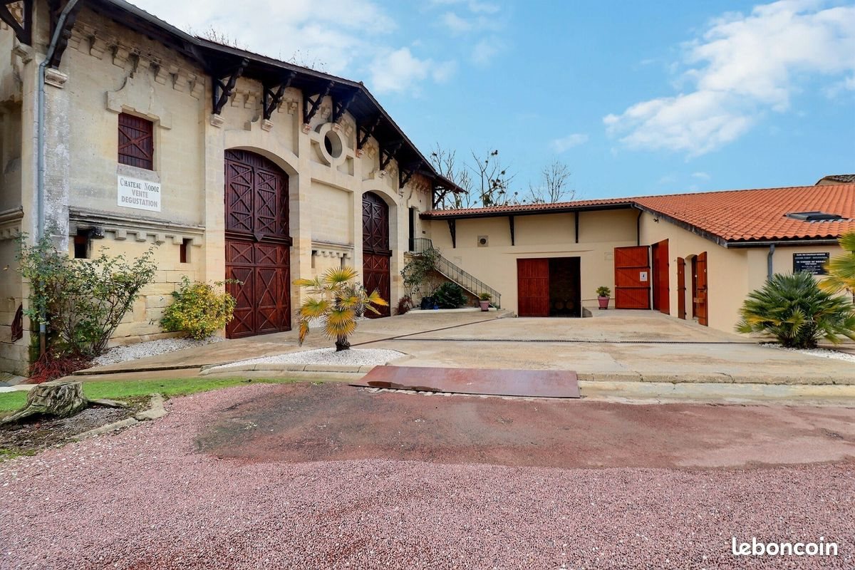 Maison à vendre, 334m², Tauriac