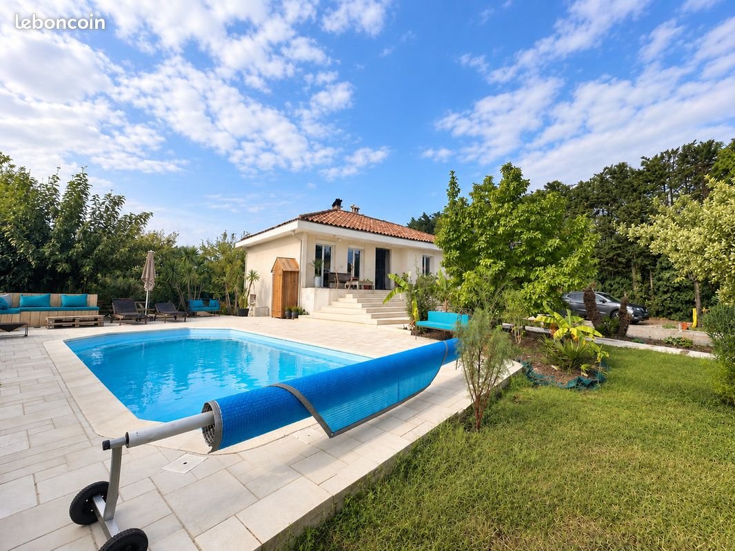 Maison à vendre, 194m², Saint-Louis-de-Montferrand