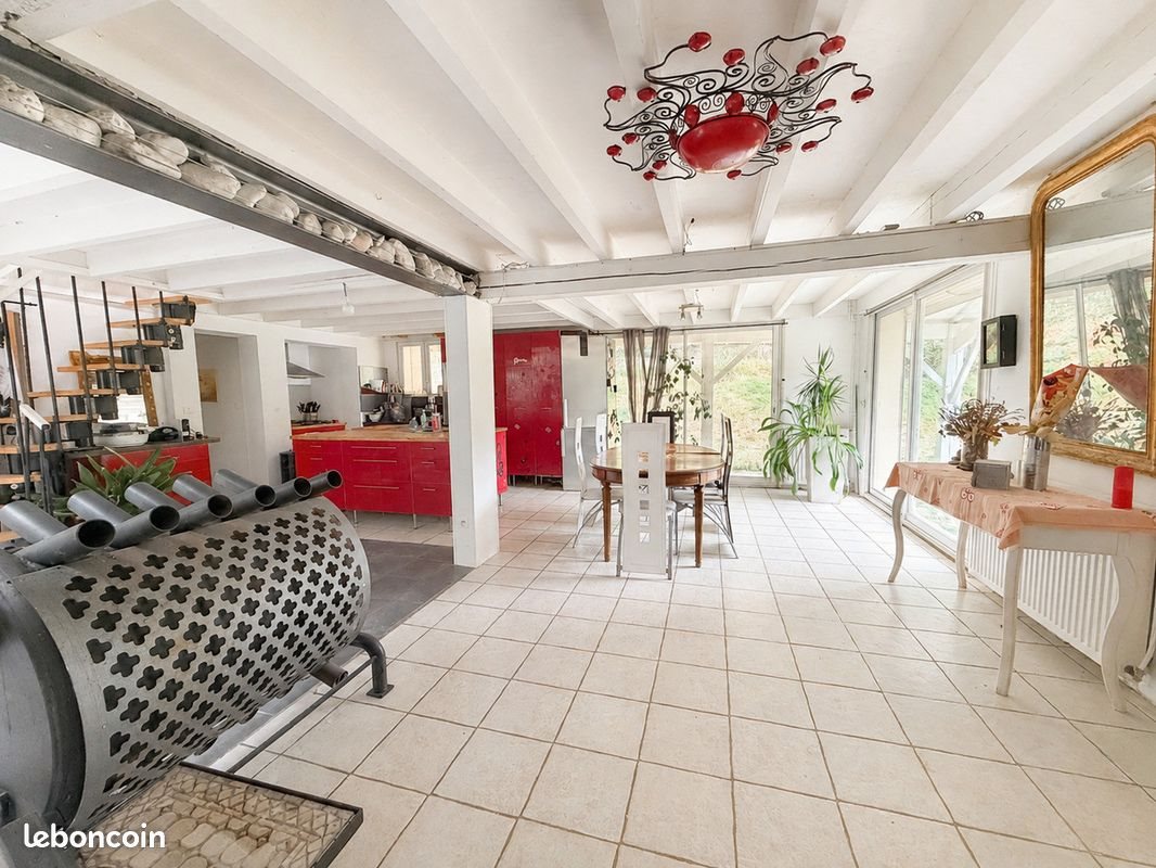 Maison à vendre, 191m², Targon