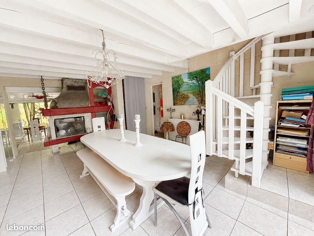 Maison à vendre, 191m², Targon