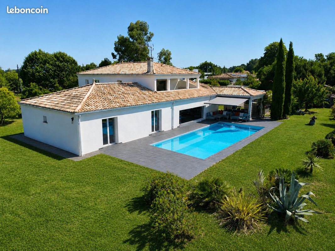 Maison à vendre, 250m², Carignan-de-Bordeaux