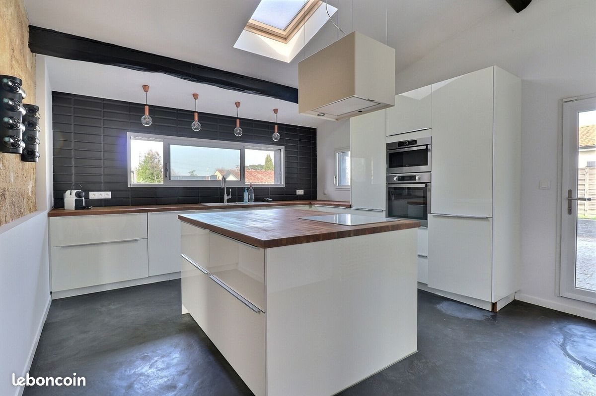 Maison à vendre, 220m², Gauriaguet