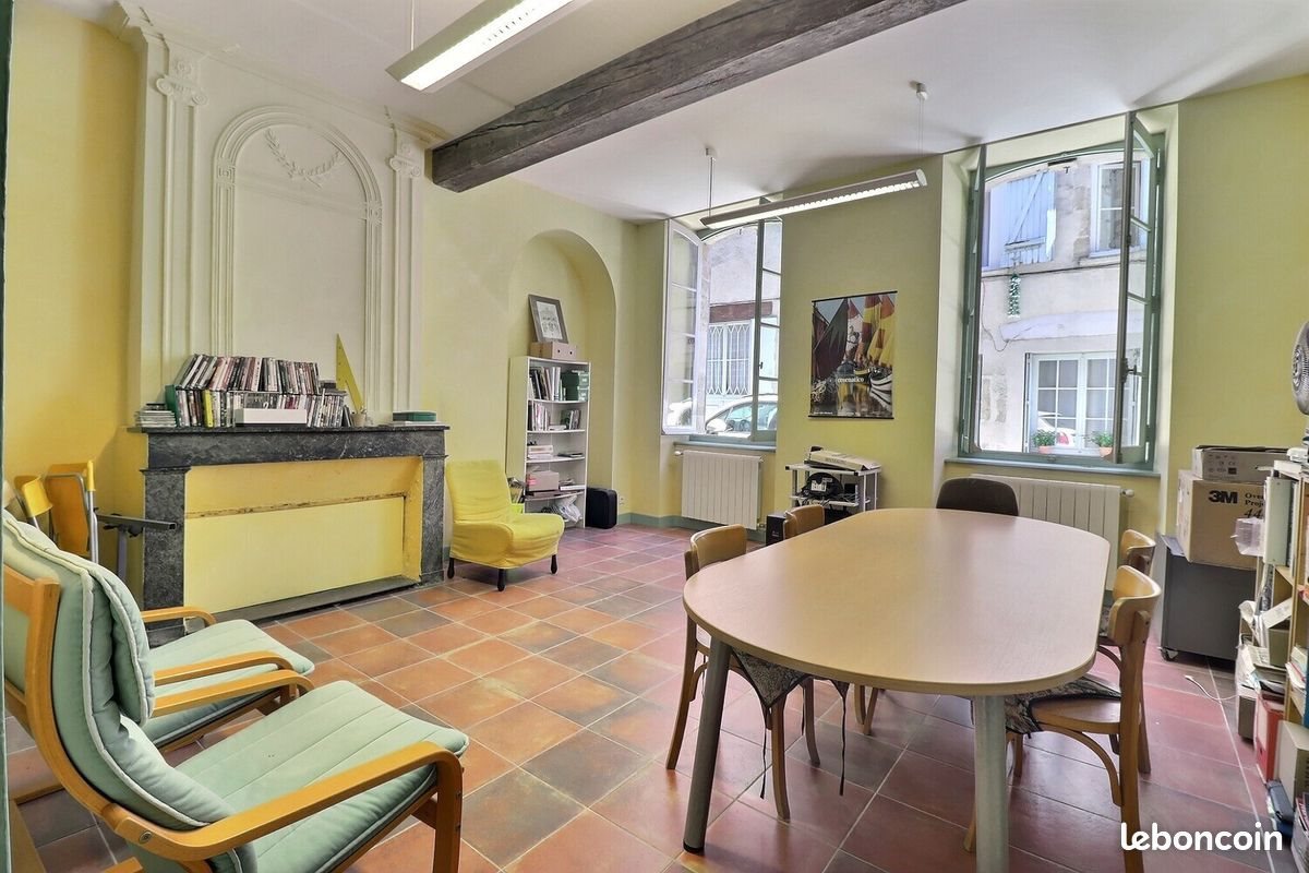 Maison à vendre, 200m², Bazas