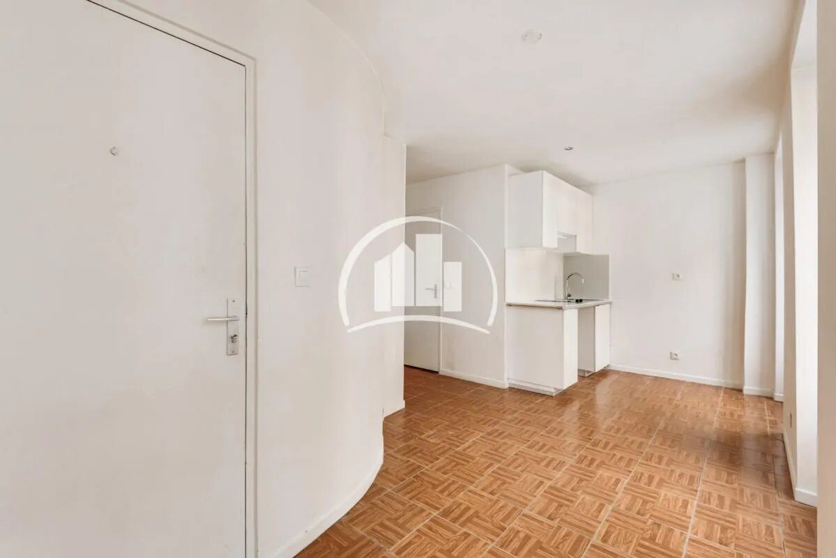 Appartement à louer, 25m², Paris 18ème