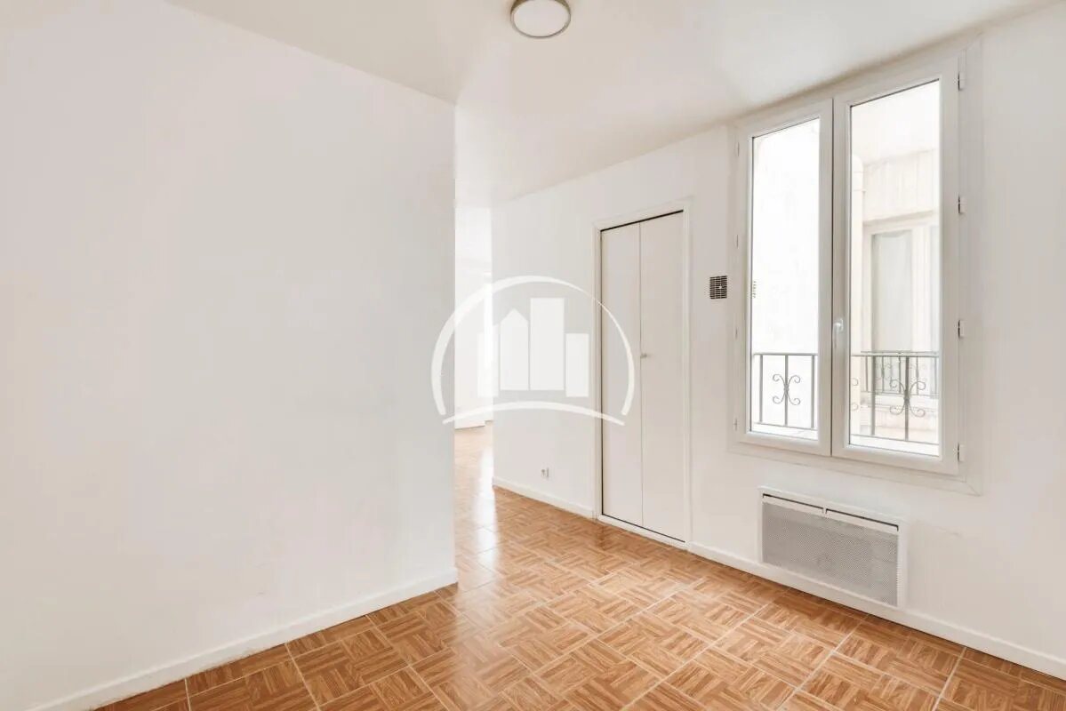 Appartement à louer, 25m², Paris 18ème