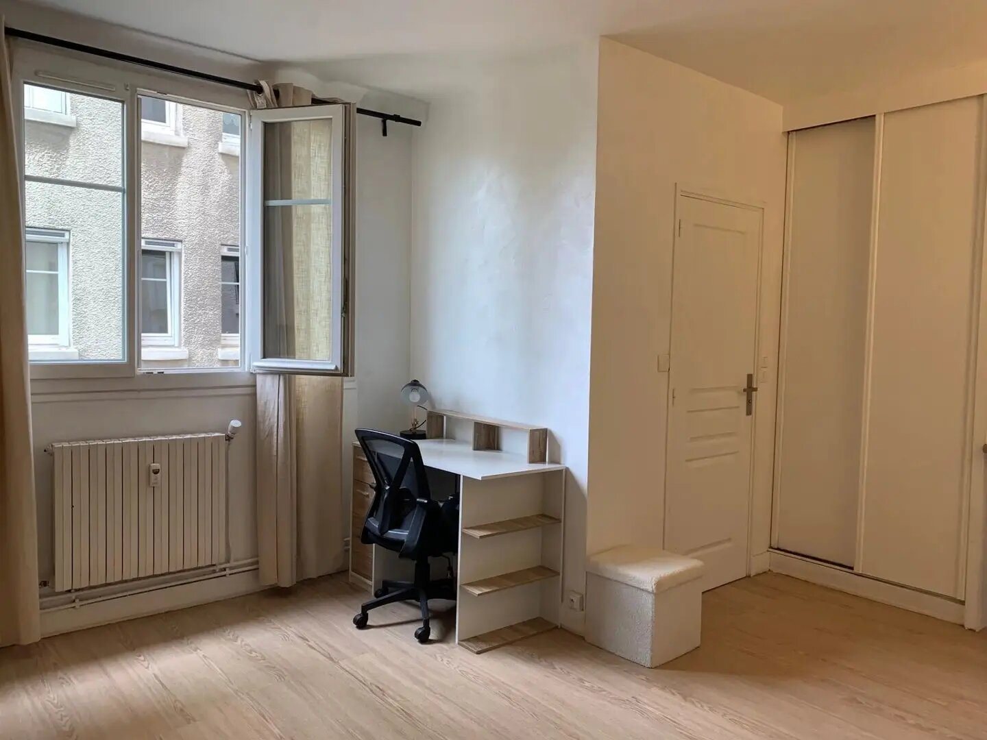 Appartement à louer, 28m², Issy-les-Moulineaux