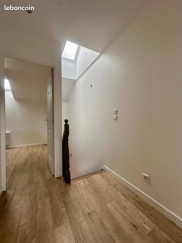 Appartement à louer, 64m², Favières
