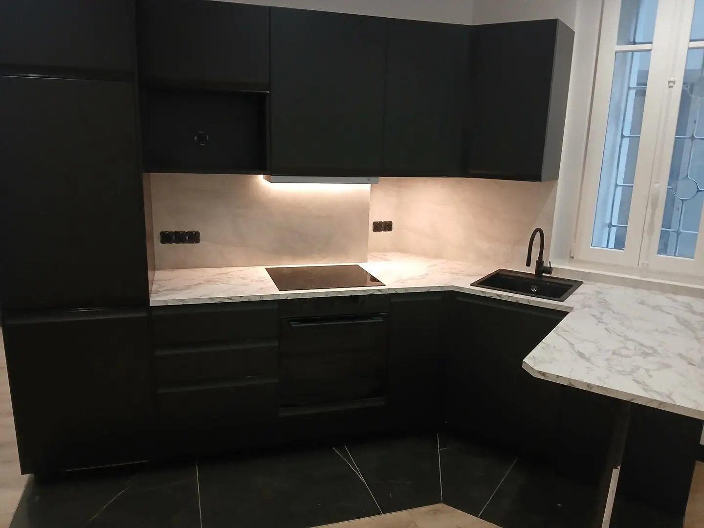 Appartement à louer, 40m², Suresnes