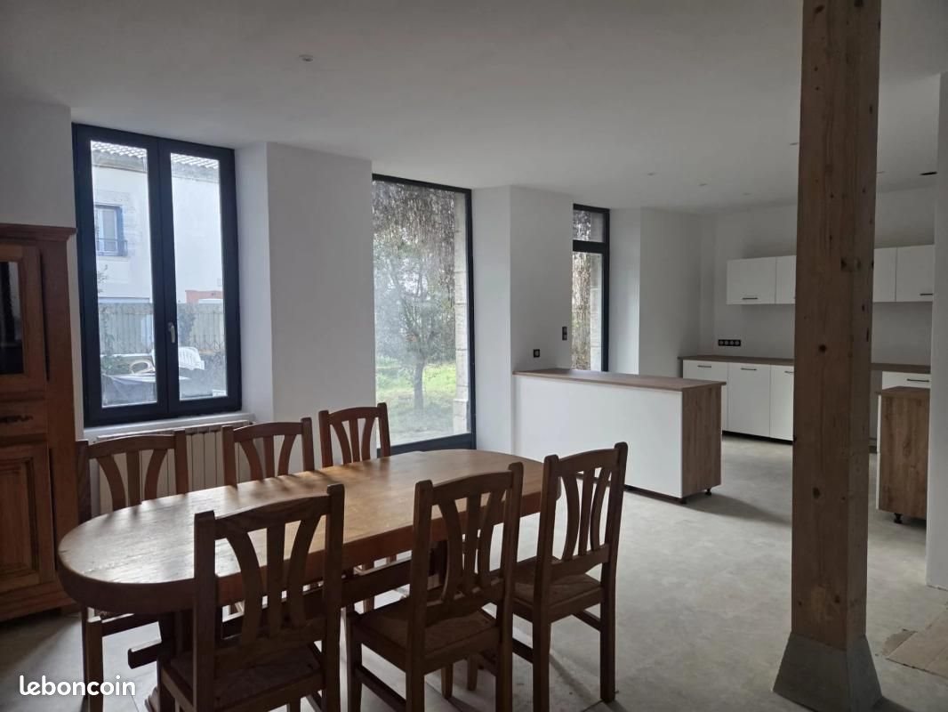 Maison à vendre, 270m², Septfonds