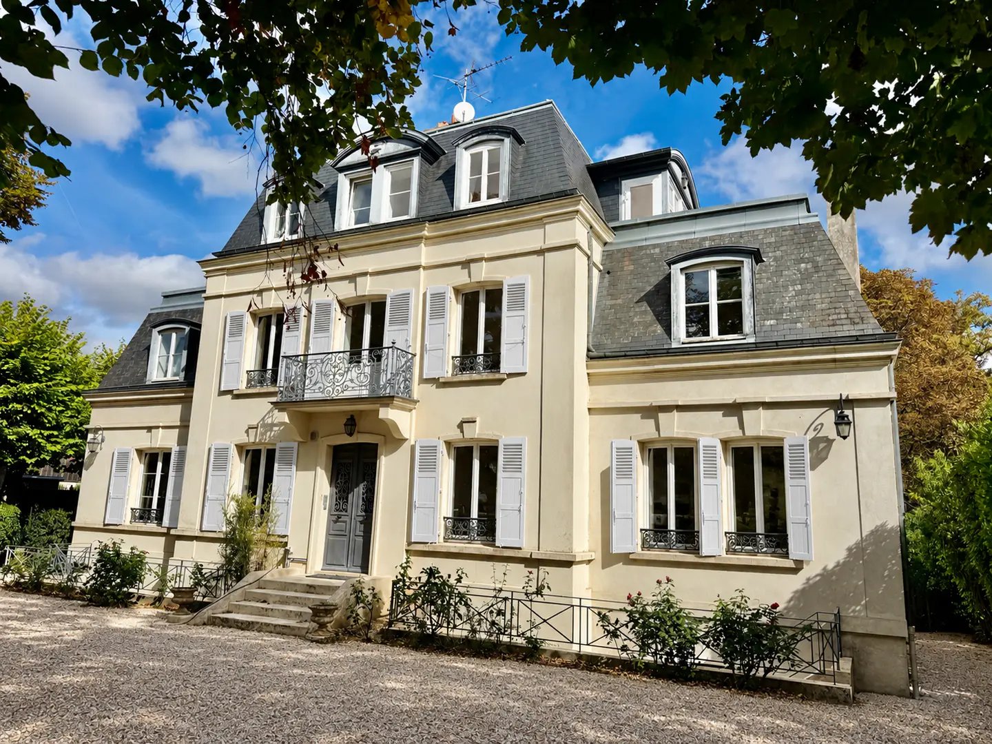 Appartement à louer, 181m², Meudon