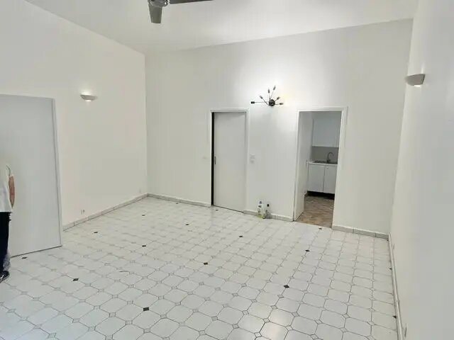 Appartement à louer, 45m², Paris 20ème