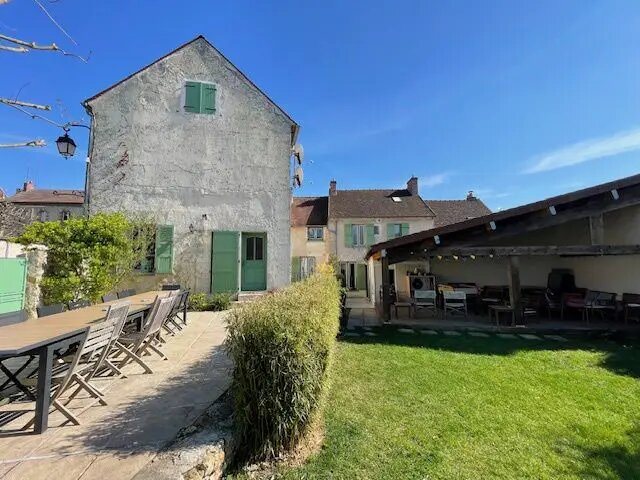 Maison à vendre, 407m², Verdelot