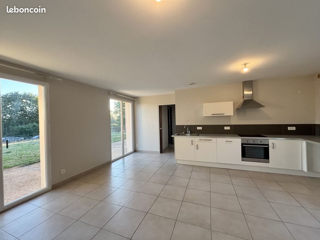 Appartement à louer, 71m², Milly-la-Forêt