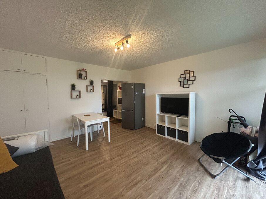 Appartement à louer, 30m², Fontenay-le-Fleury