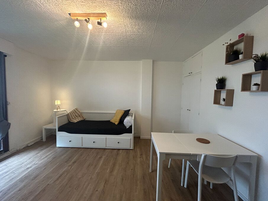 Appartement à louer, 30m², Fontenay-le-Fleury