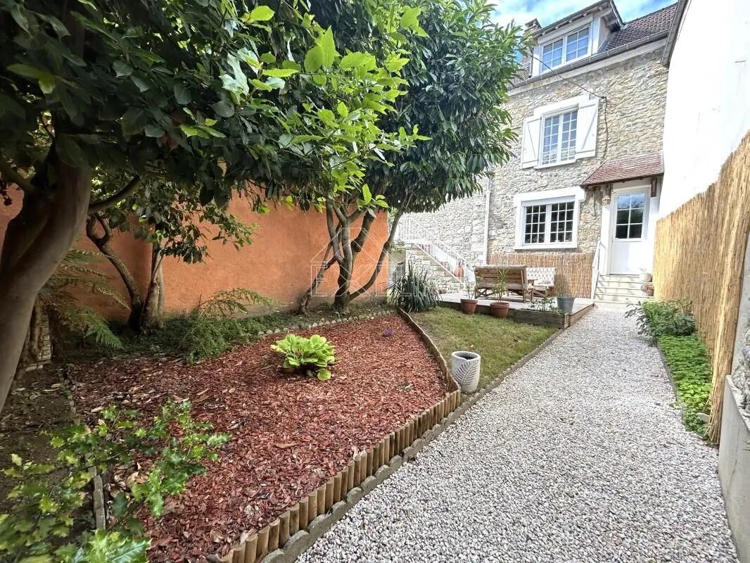 Maison à vendre, 112m², Gommecourt