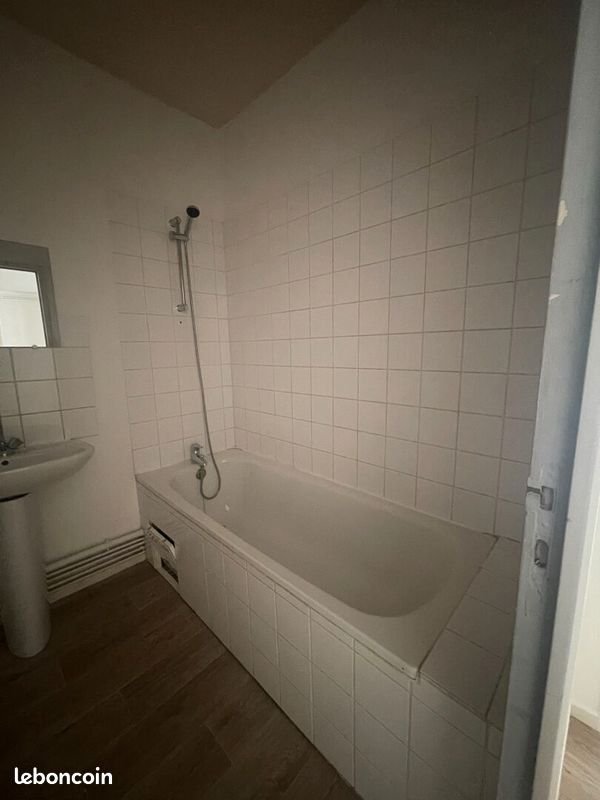 Appartement à louer, 39m², Saint-Genest-Lerpt