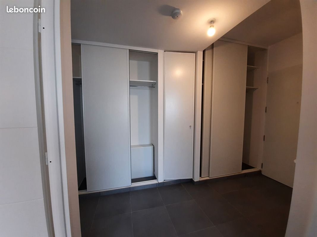 Appartement à louer, 50m², Vénissieux