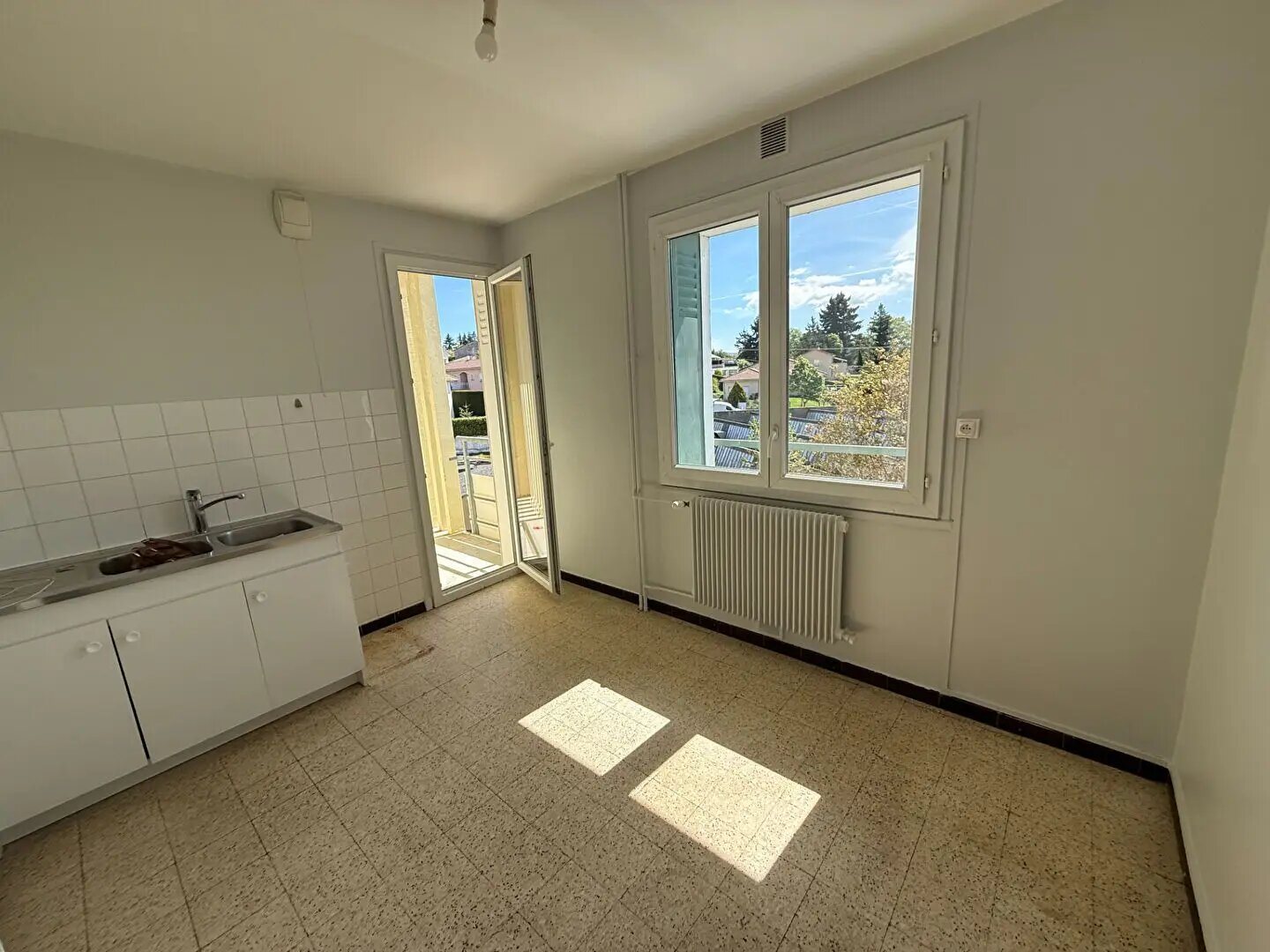 Appartement à louer, 78m², Saint-Just-la-Pendue