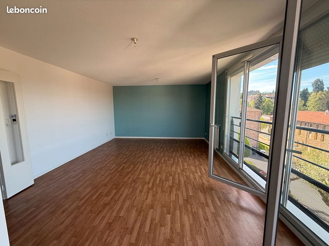 Appartement à louer, 76m², Cours-la-Ville