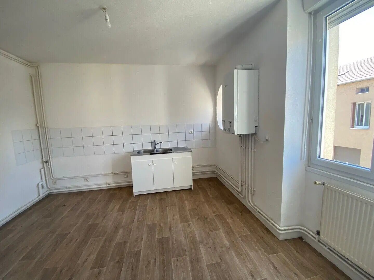 Appartement à louer, 85m², Pouilly-sous-Charlieu