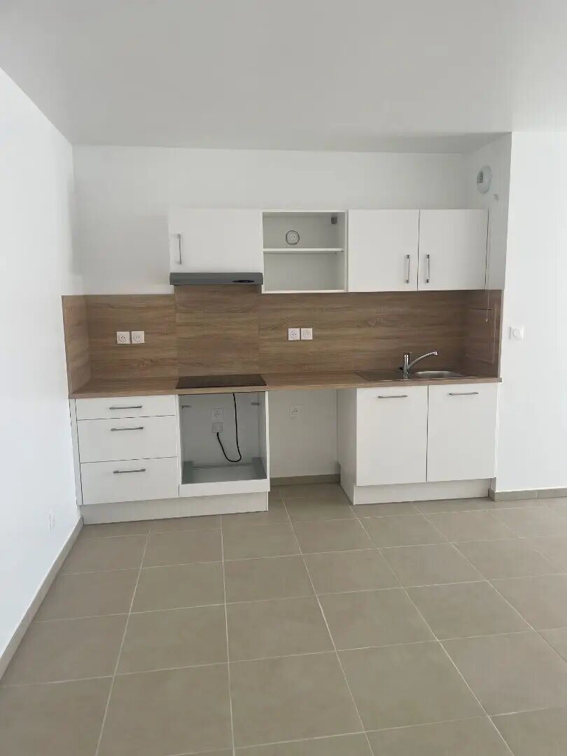 Appartement à louer, 59m², Nîmes