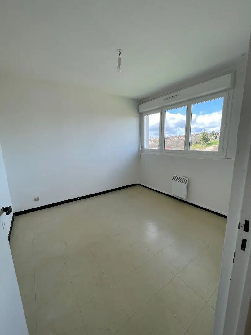 Appartement à louer, 69m², Saint-Etienne