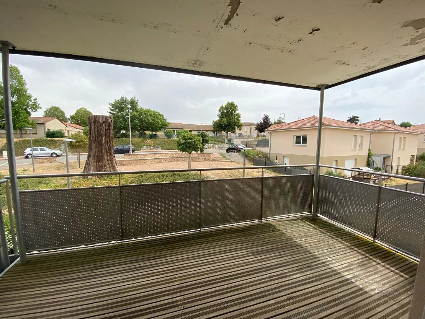 Appartement à louer, 61m², Neulise