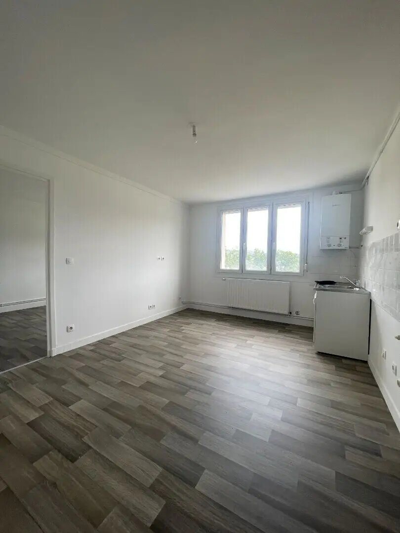 Appartement à louer, 43m², Le Chambon-Feugerolles