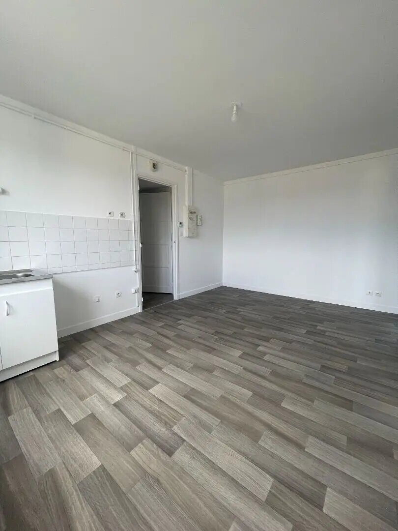 Appartement à louer, 43m², Le Chambon-Feugerolles