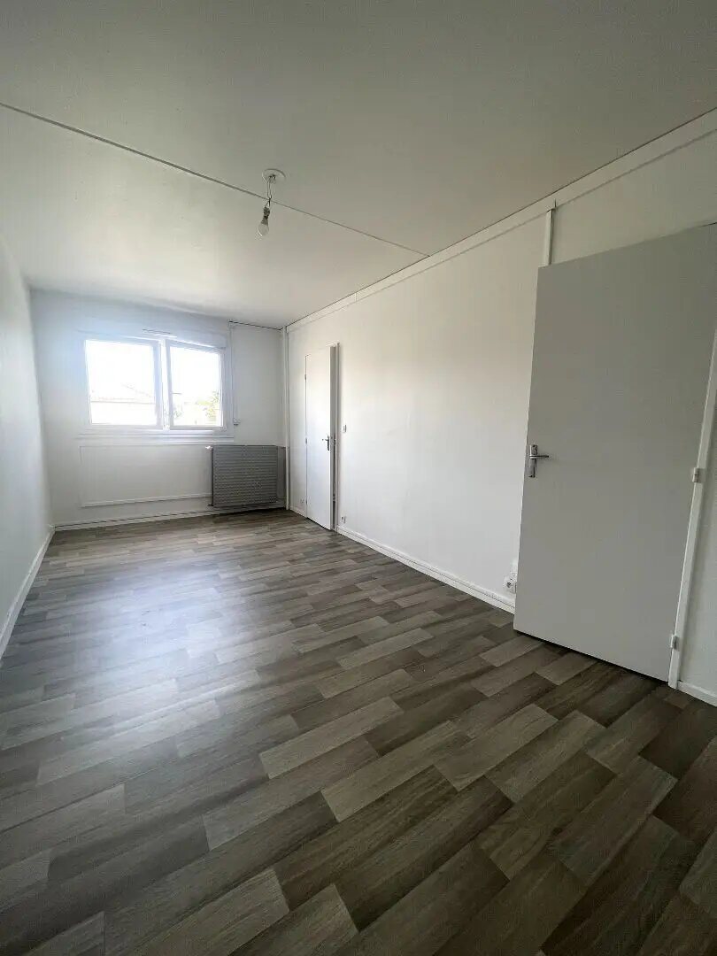 Appartement à louer, 32m², Sorbiers