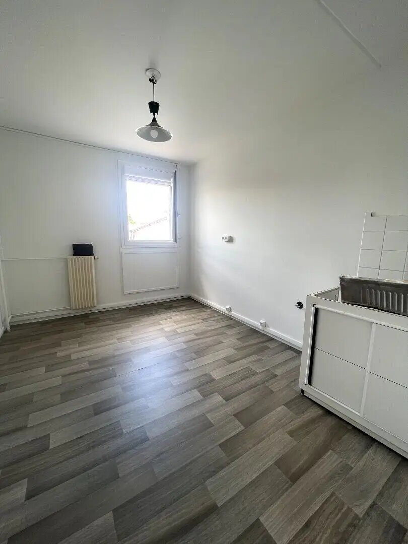Appartement à louer, 32m², Sorbiers
