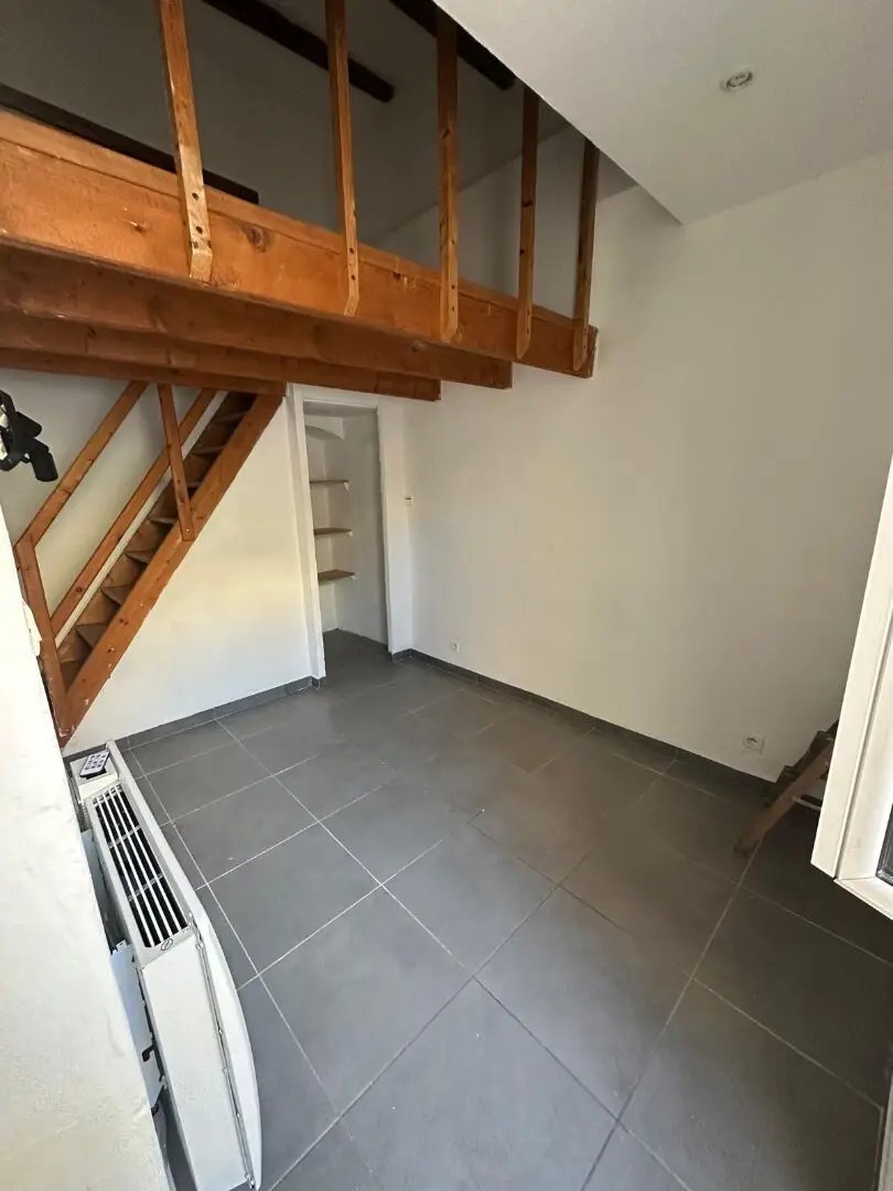 Appartement à louer, 24m², Saint-Chamas