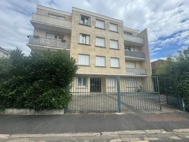 Appartement à louer, 47m², Le Pecq
