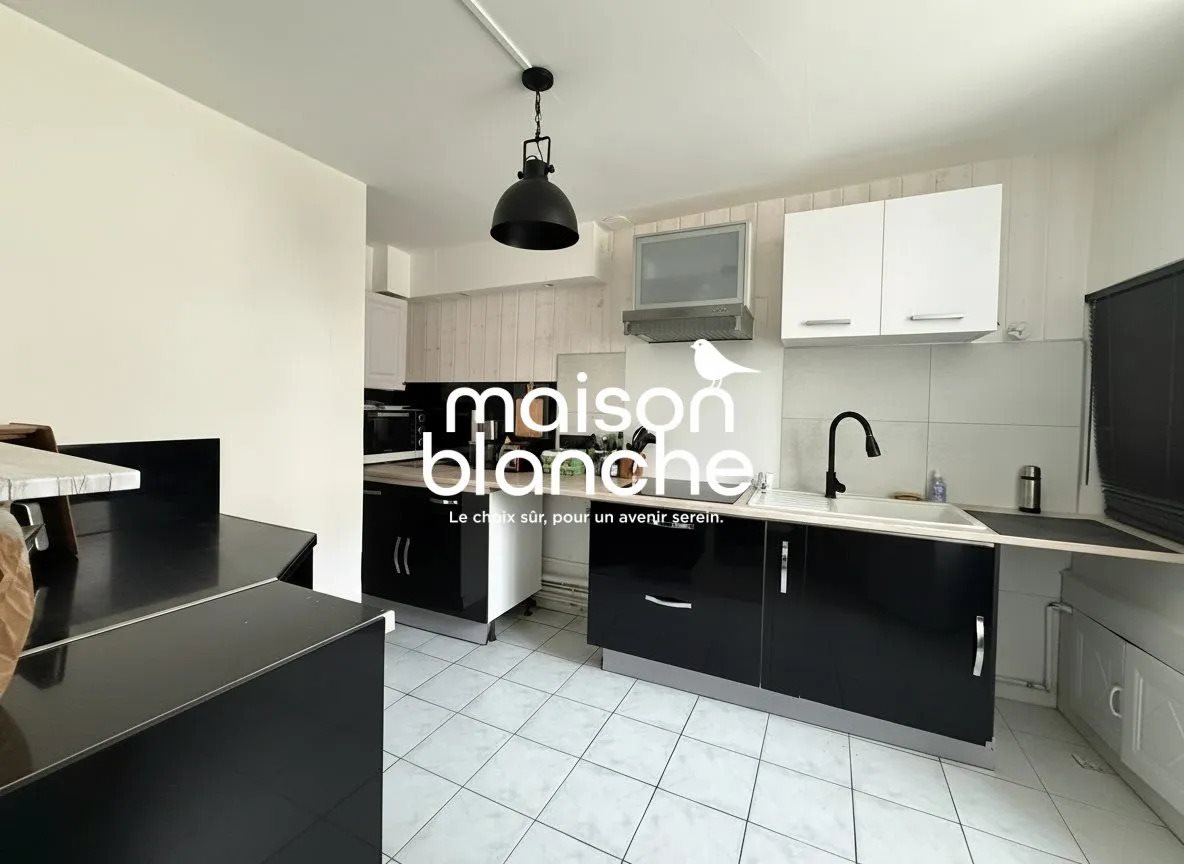 Maison à louer, 118m², Saint-Maixent-l'Ecole