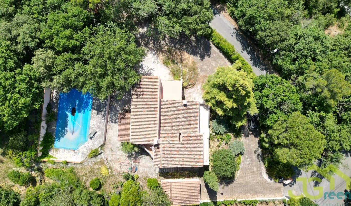 Maison à vendre, 187m², Garéoult