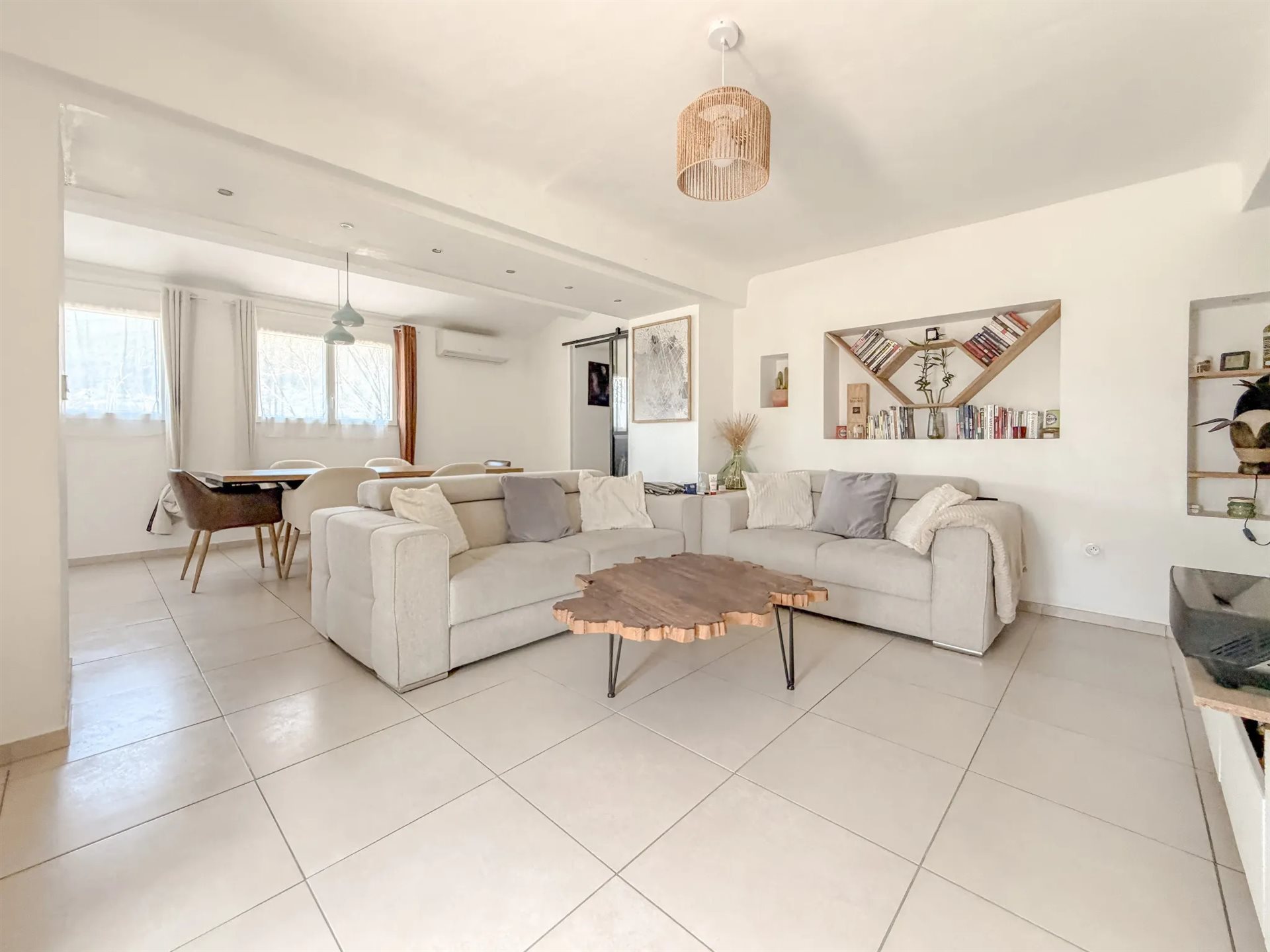 Maison à vendre, 168m², Cuers