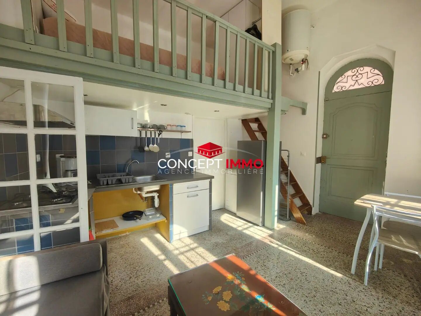Appartement à louer, 18m², Belgentier