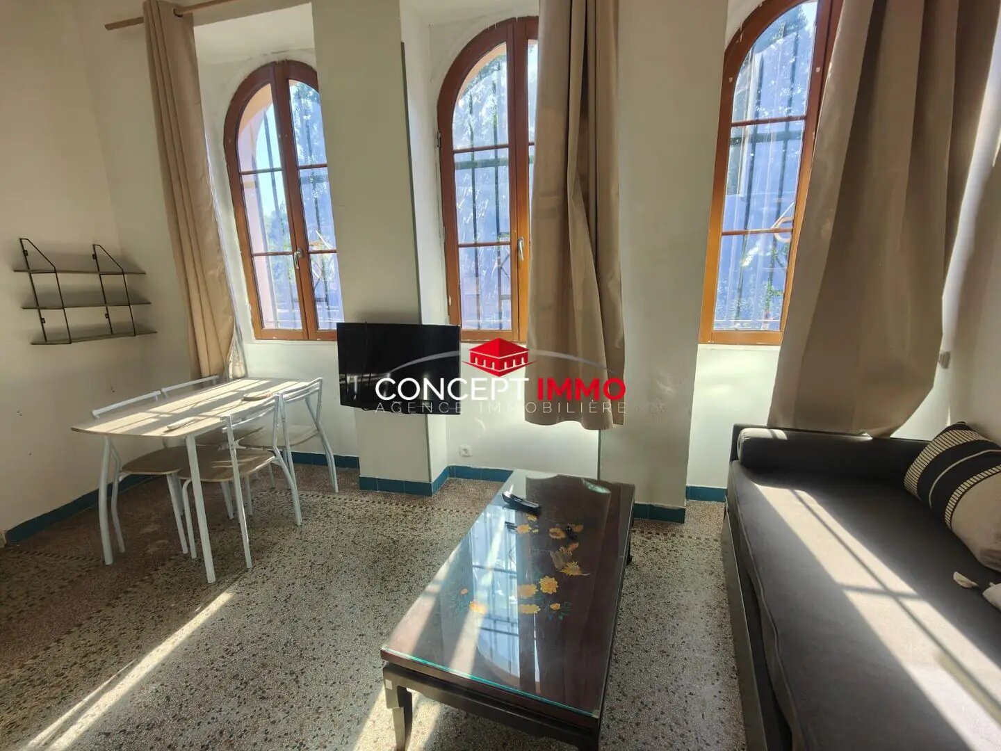 Appartement à louer, 18m², Belgentier