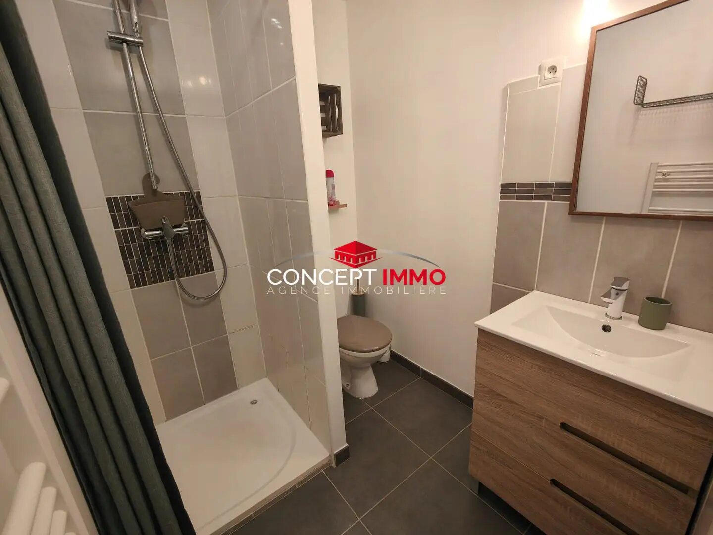 Appartement à louer, 25m², Méounes-lès-Montrieux