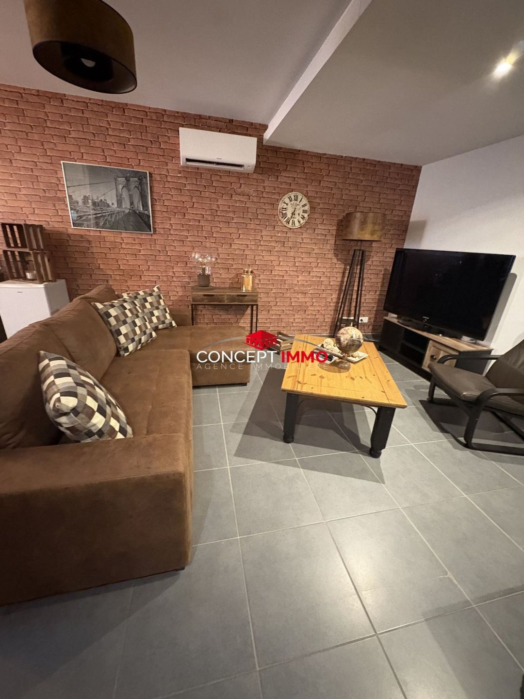 Appartement à louer, 65m², Méounes-lès-Montrieux