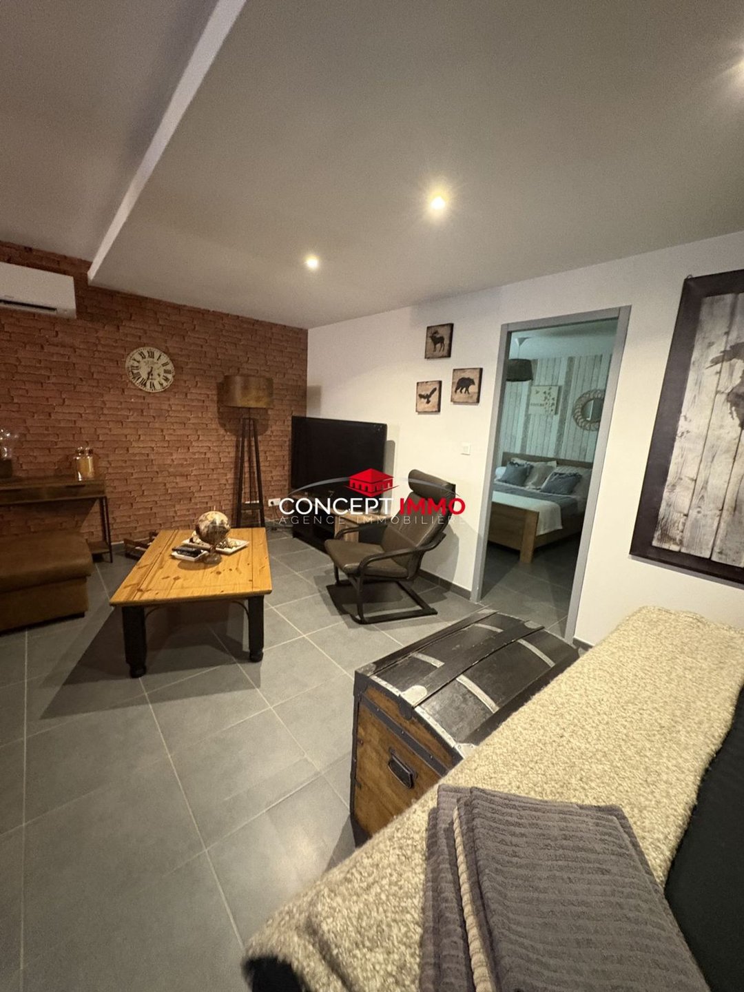 Appartement à louer, 65m², Méounes-lès-Montrieux