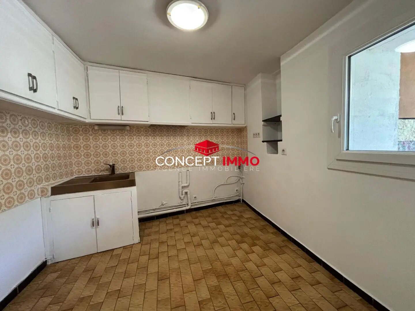 Appartement à louer, 40m², Belgentier