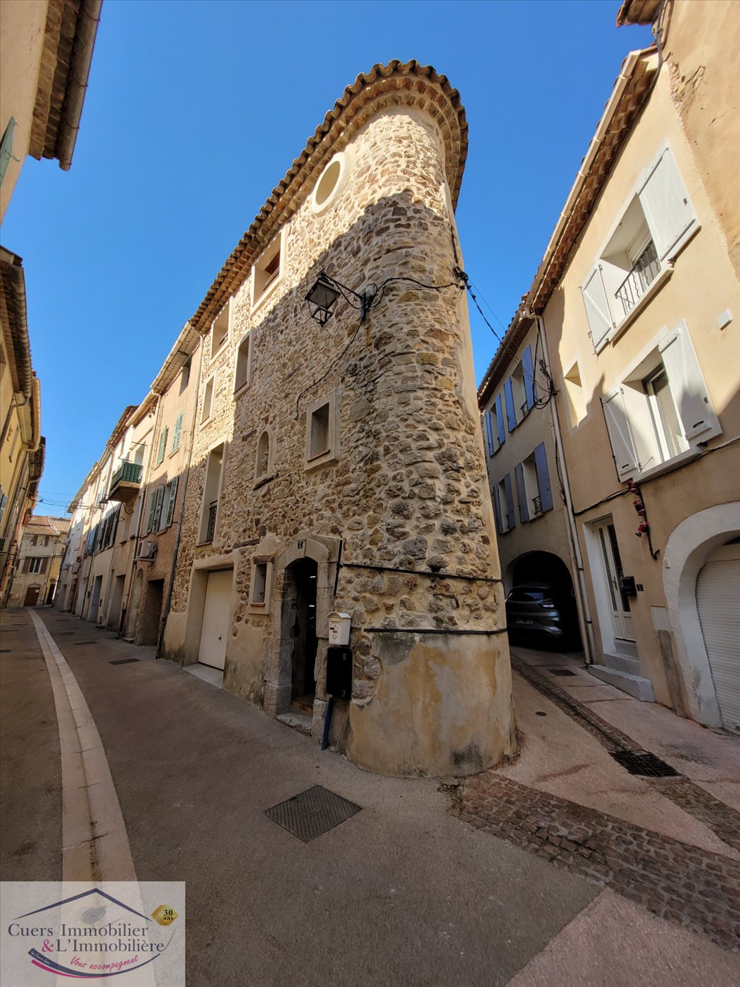 Maison à louer, 76m², Cuers