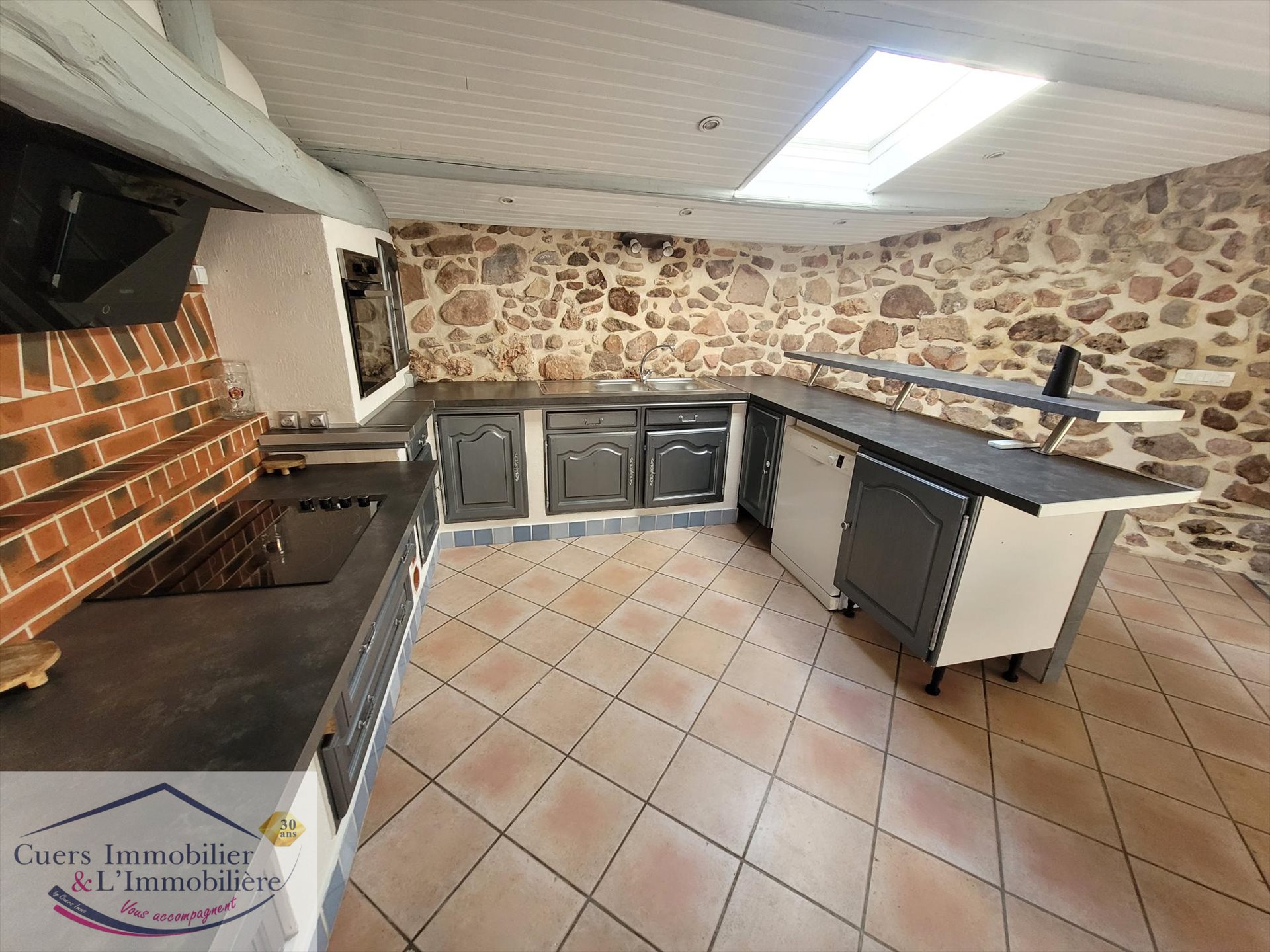 Maison à louer, 76m², Cuers
