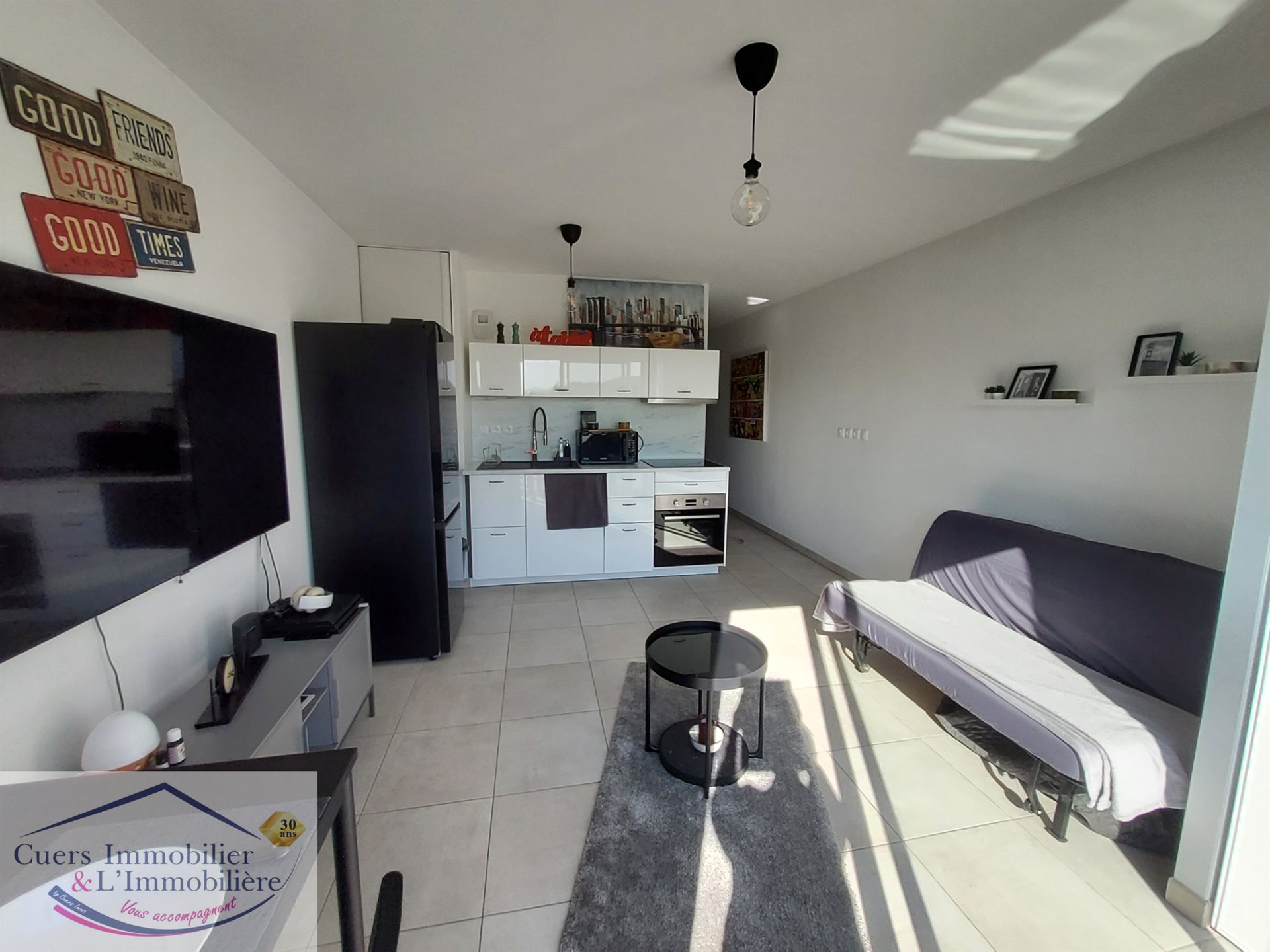 Appartement à louer, 26m², La Crau