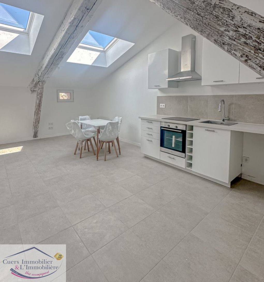 Appartement à louer, 47m², Pierrefeu-du-Var